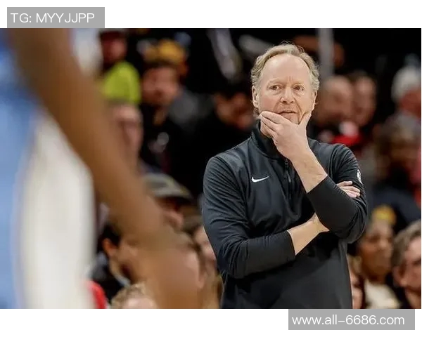 布克失误频繁引发主帅关注对手防守策略显著影响表现