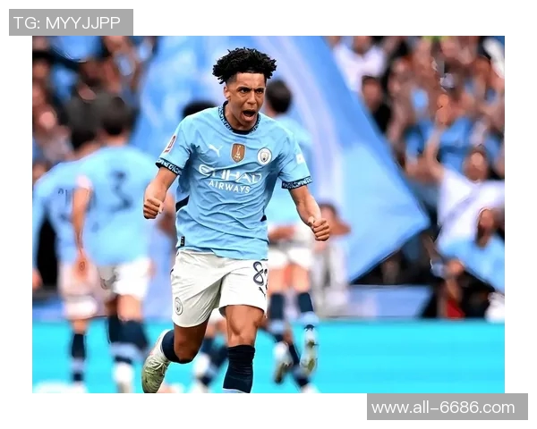 梅开二度的麦卡利斯特在社交媒体上庆祝球队主场大胜成功晋级欧冠16强